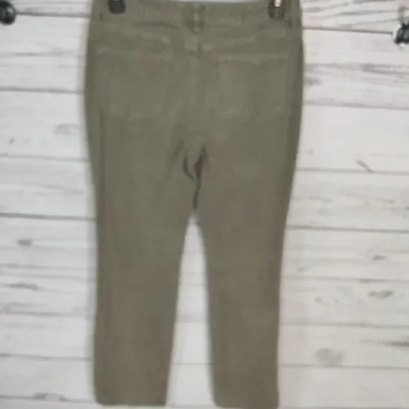 "St. John's Bay" woman's corturoy pants - Picture 3 of 8